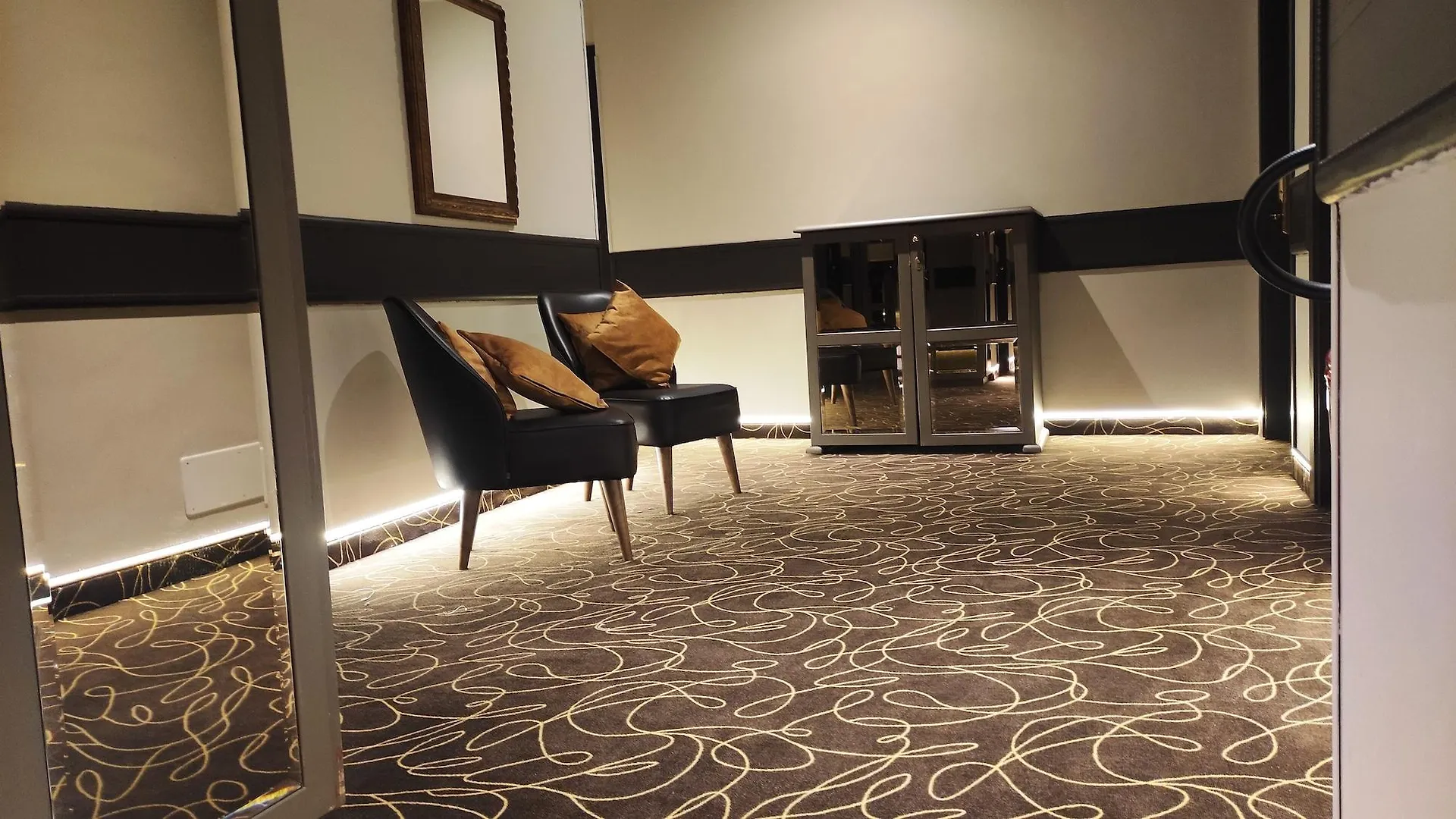 Mokinba Hotels Montebianco Milan
