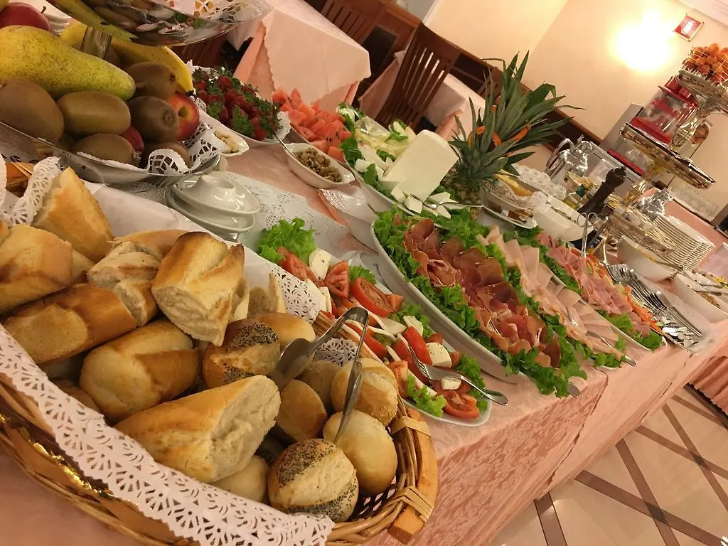 Mokinba Hotels Montebianco Milan 4*,