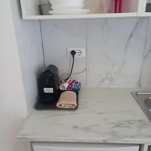  Casa de hóspedes Minihouselarissa Diverona Itália